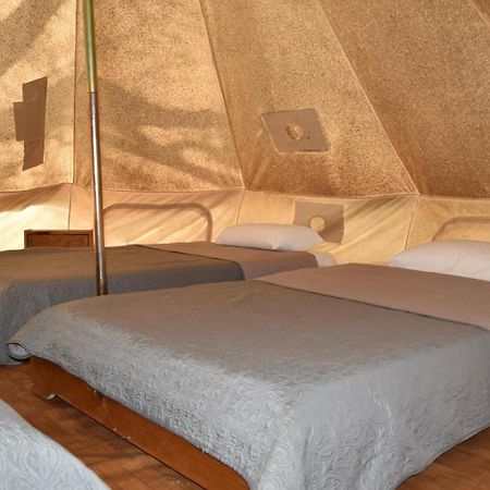 Camping Oliana Kültér fotó