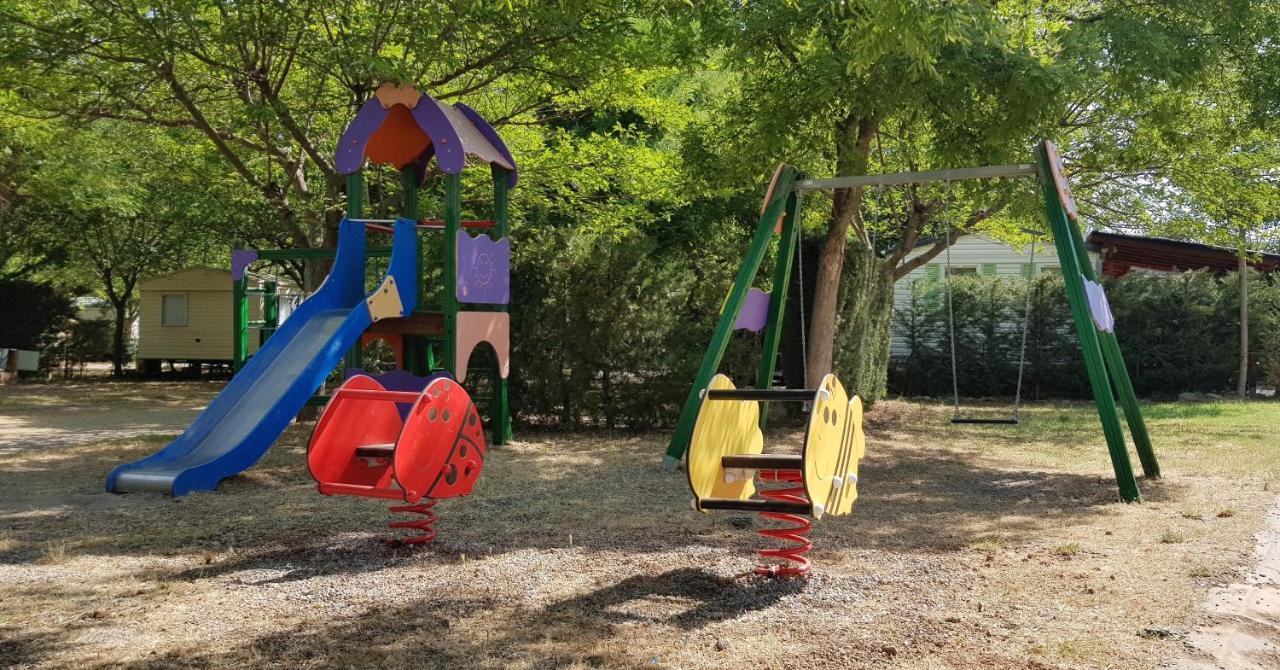 Camping Oliana Kültér fotó