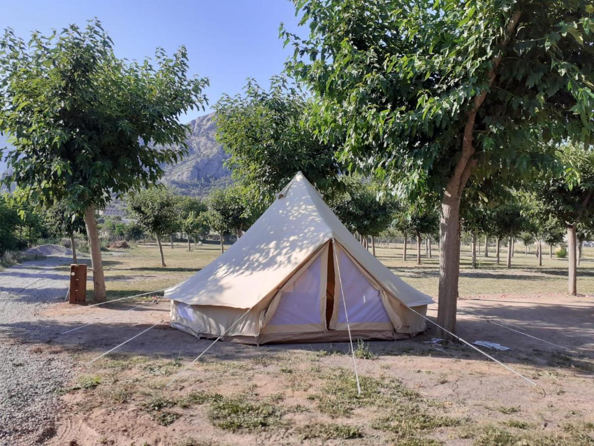 Camping Oliana Kültér fotó