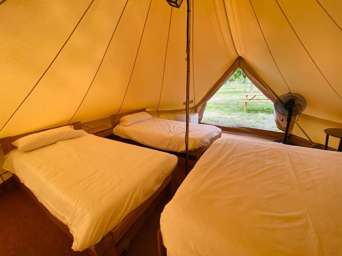 Camping Oliana Kültér fotó