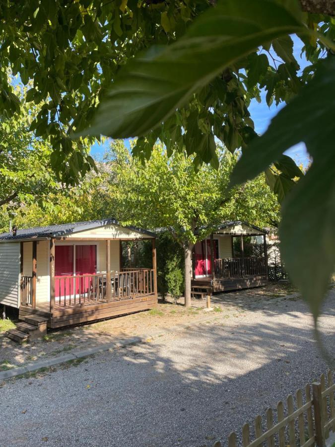 Camping Oliana Kültér fotó