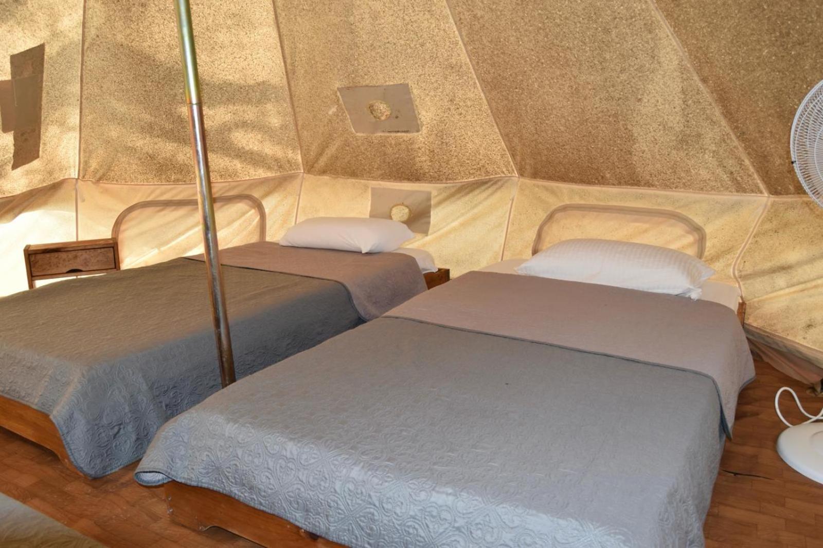 Camping Oliana Kültér fotó