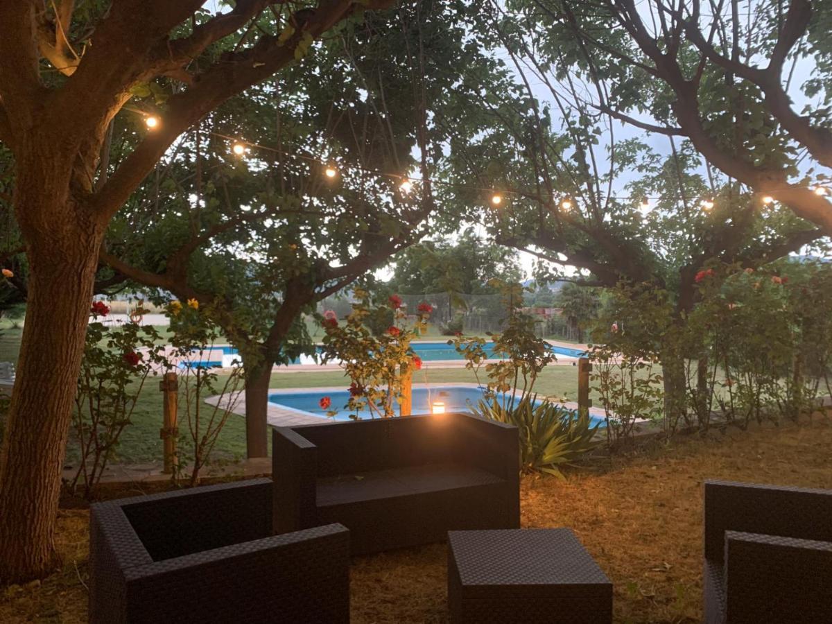 Camping Oliana Kültér fotó